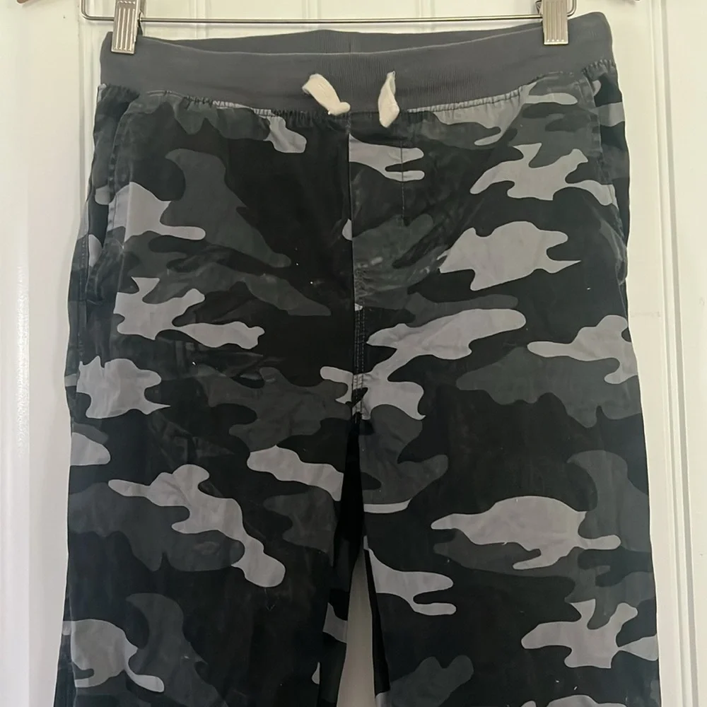 Lands' End camo joggers size Large